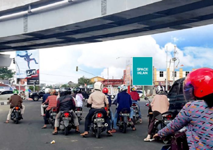 BILLBOARD PASAR PAGI ARENGKA PEKANBARU