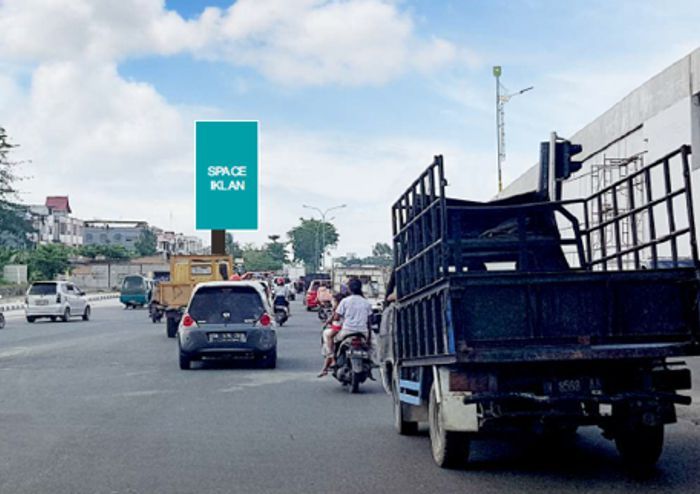 BILLBOARD DEPAN PASAR PAGI ARENGKA PEKANBARU