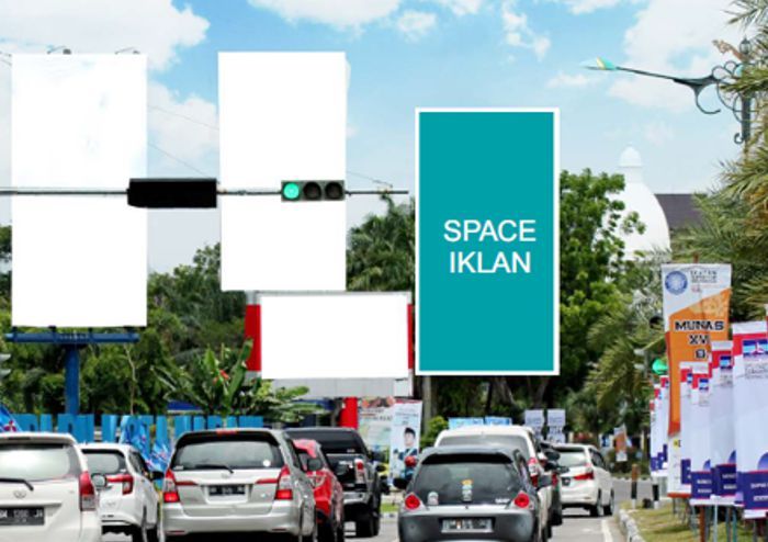 BILLBOARD SIMPANG LAMPU MERAH BANDARA SSKII PEKANBARU