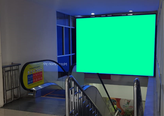 NEON BOX JALUR PENUMPANG KE BAGASI CLAIM DOMESTIK - SAM RATULANGI