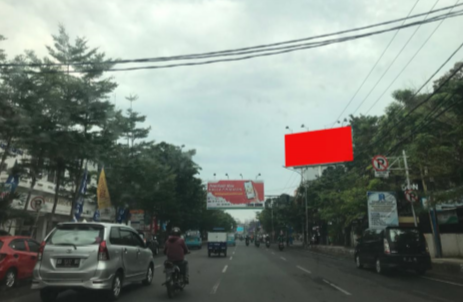 BILLBOARD JL. A YANI DEPAN BCA - MAKASAR
