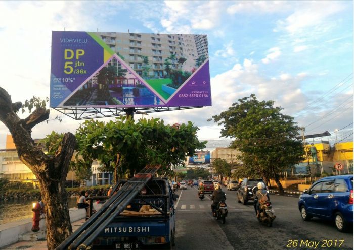 BILLBOARD JL.PIERE TENDEAN BOULEVARD (SAMPING POS POLISI BAHU)