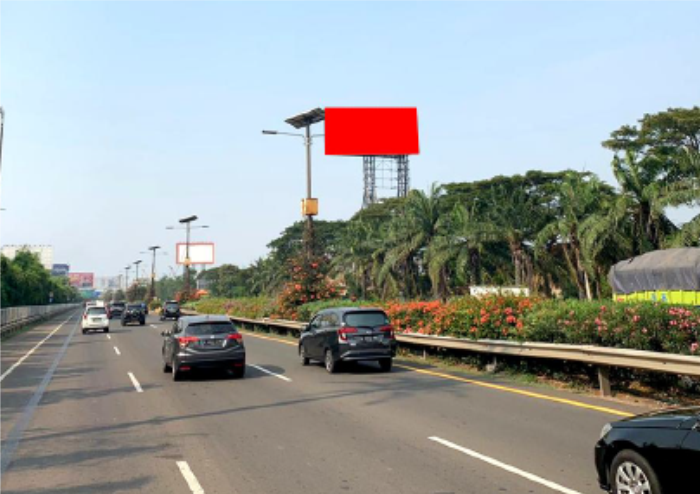 BILLBOARD TOL SEDYATMO KM 29+600 BANDARA MENUJU JAKARTA 